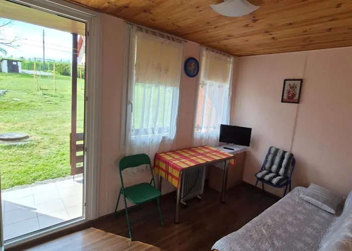 Letniskowe Owrac Holiday home Polanica-Zdroj